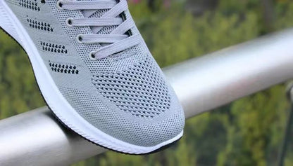 Men's Shoes 2026 Sports Shoes Summer Breathable Mesh Shoes Versatile Men's Casual Shoes Running Shoes Cross-Border Fly-Knit Trendy Shoes