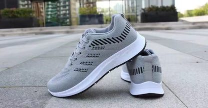 Men's Shoes 2026 Sports Shoes Summer Breathable Mesh Shoes Versatile Men's Casual Shoes Running Shoes Cross-Border Fly-Knit Trendy Shoes