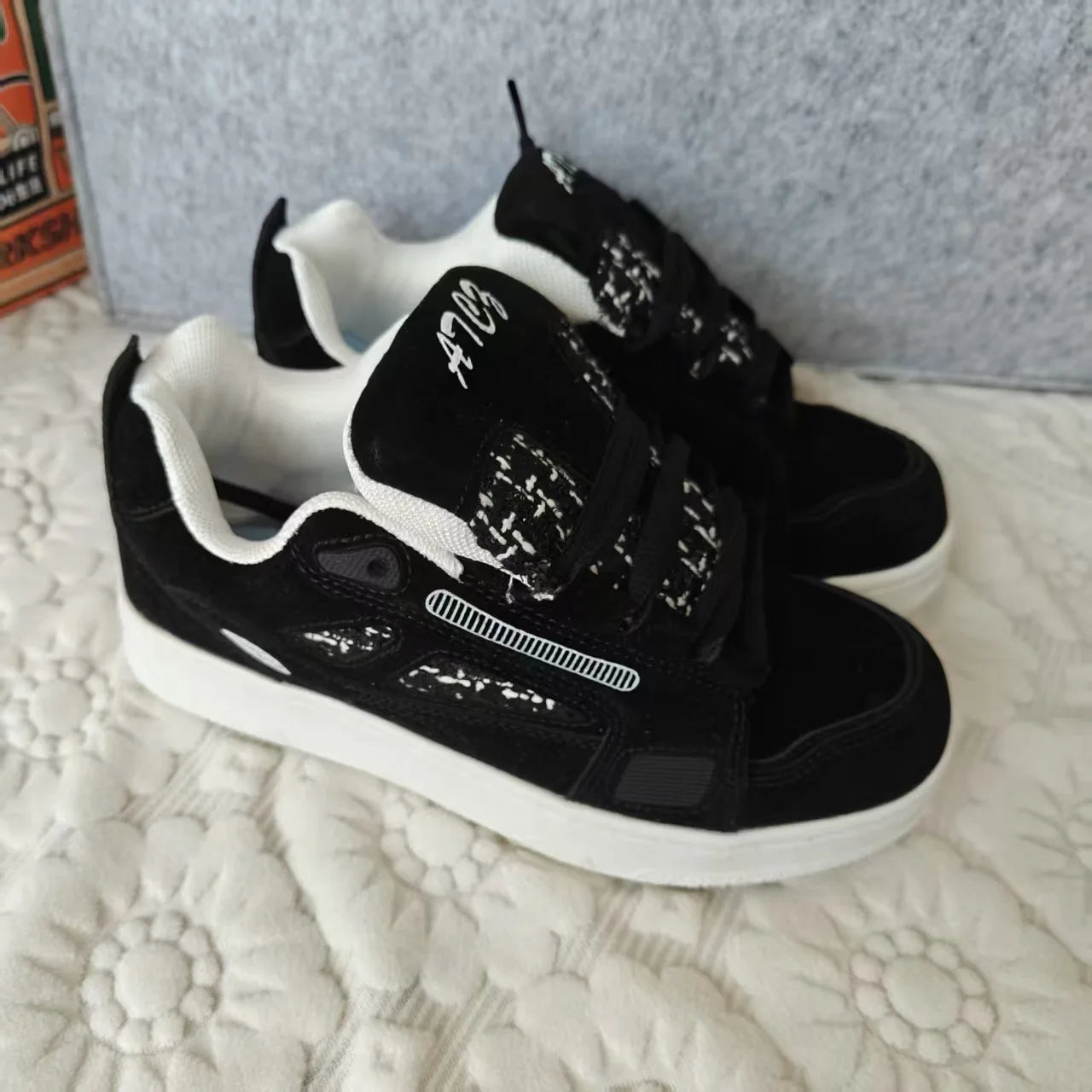 Men's shoes 2026 spring new retro breathable sports board shoes  unisex casual shoes