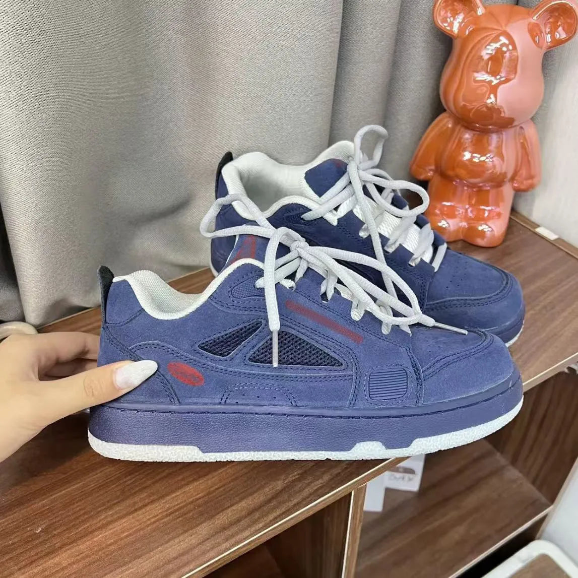 Men's shoes 2026 spring new retro breathable sports board shoes  unisex casual shoes